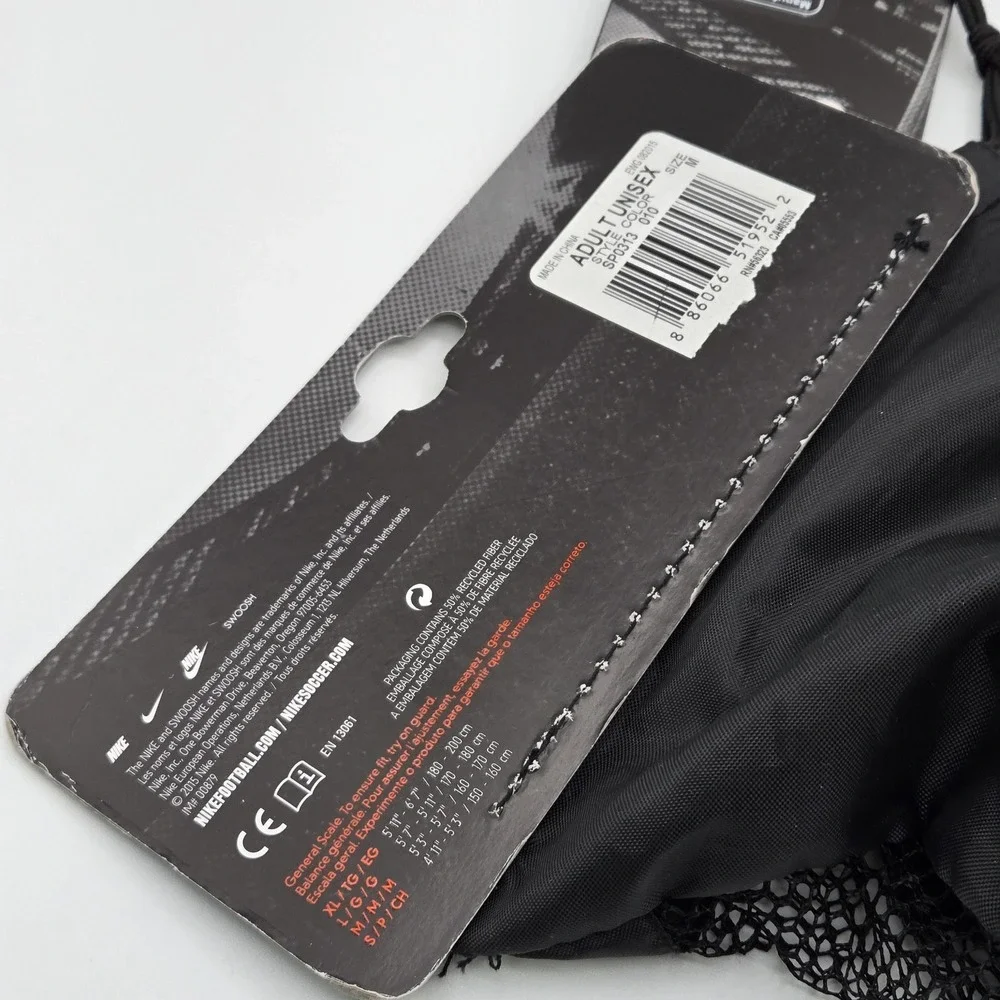 Nike Leg Guard Mens Medium Black Padded Hard Shell Foam Soccer‎ Protection